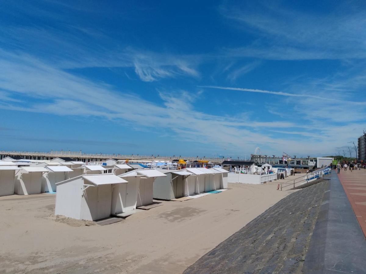 Beachview Pier Blankenberge Exterior photo